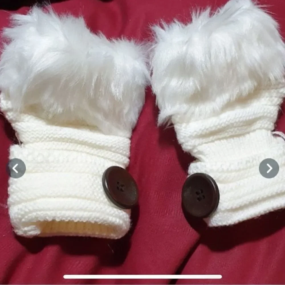 Fingerless,  knitted gloves faux rabbit fur super cute .